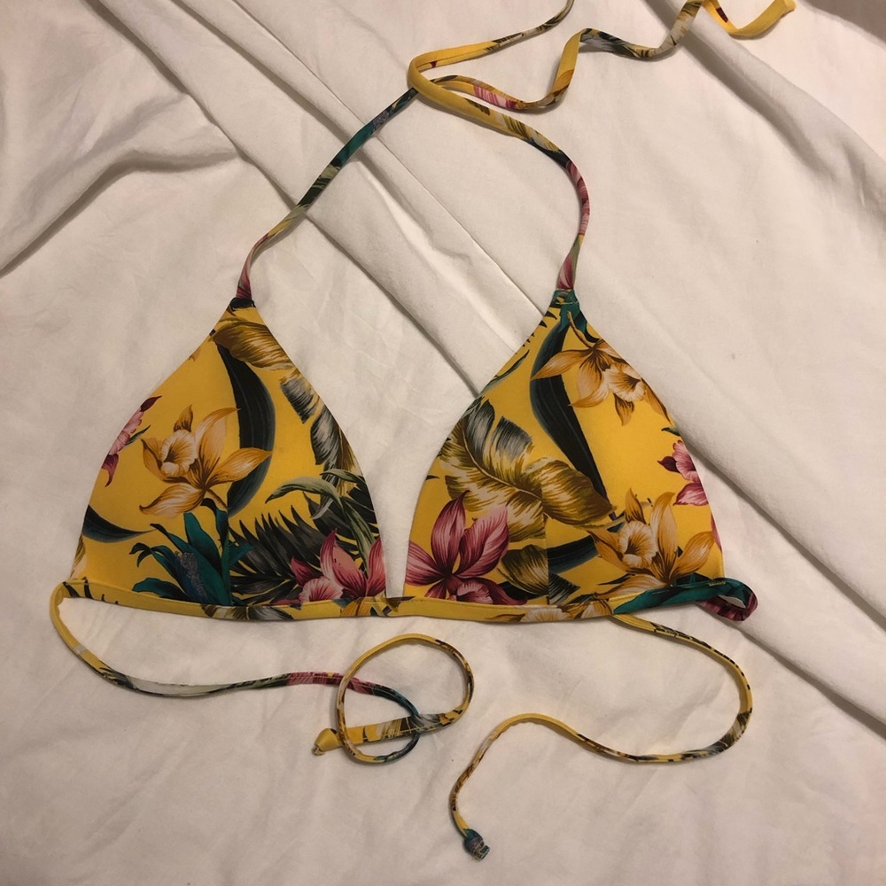 H&M swimsuit top